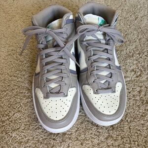 Nike Dunk High Up Sneaker Womens 7.5 Iron Purple Streetwear Basketball Shoes